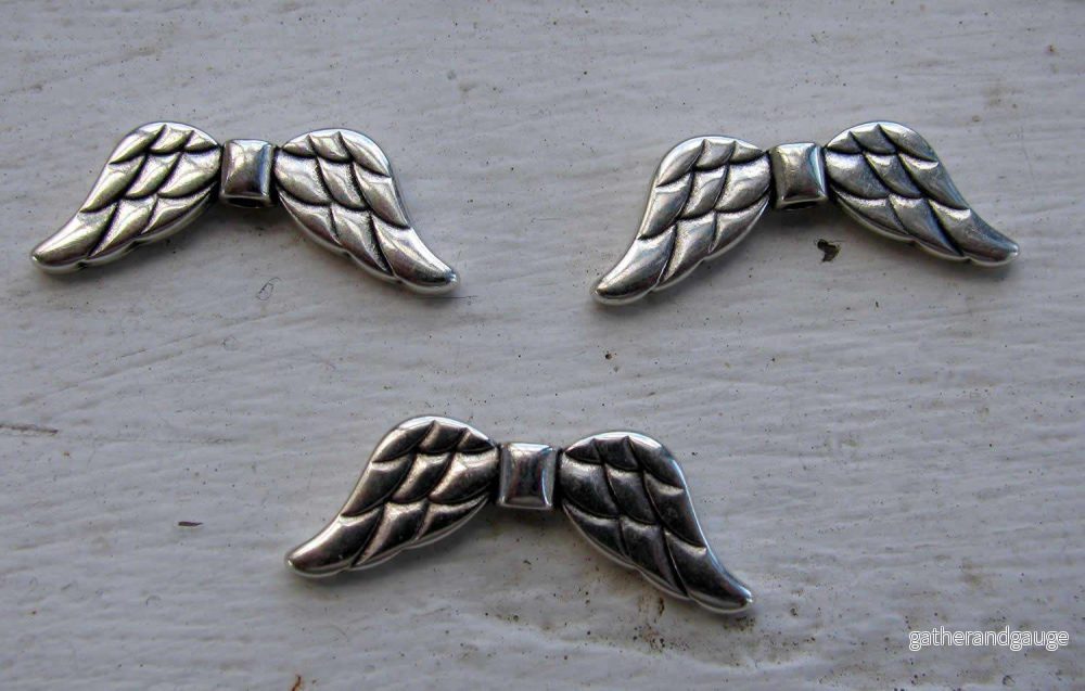 Mellandel silverfärgade – Större änglavingar 31x11mm 3-pack Mellandel silverfärgade – Större änglavingar 31x11mm 3-pack