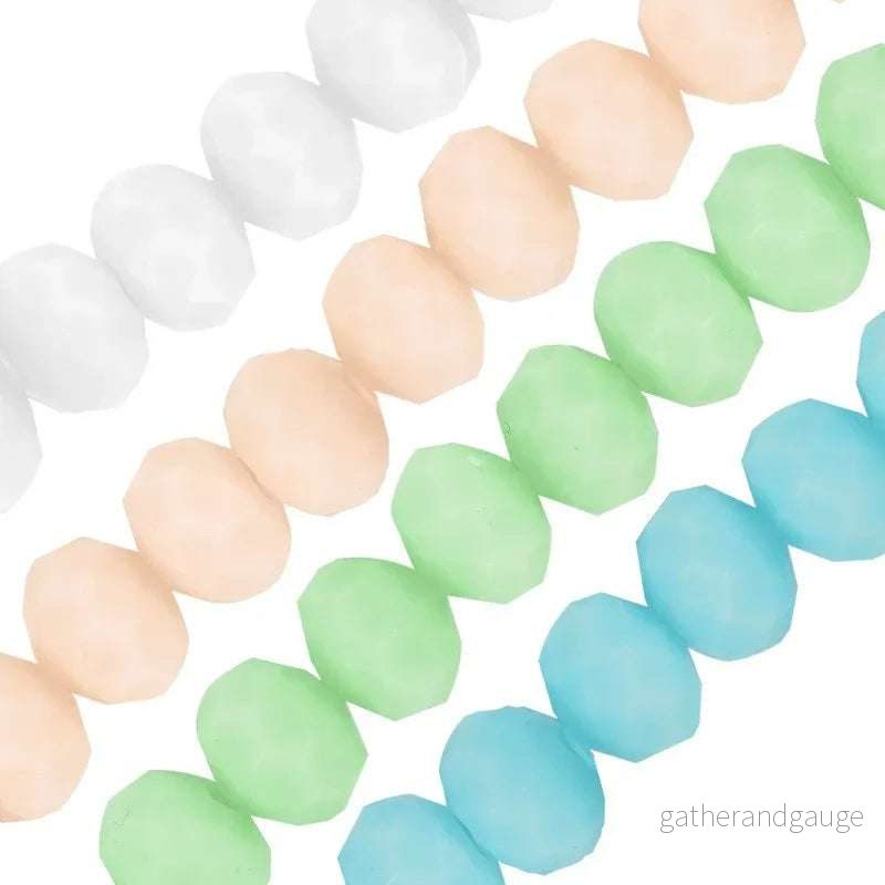 Facetterade glaspärlor - Matte ljusgrön, 3x2.5mm, 1 sträng - Bild 2