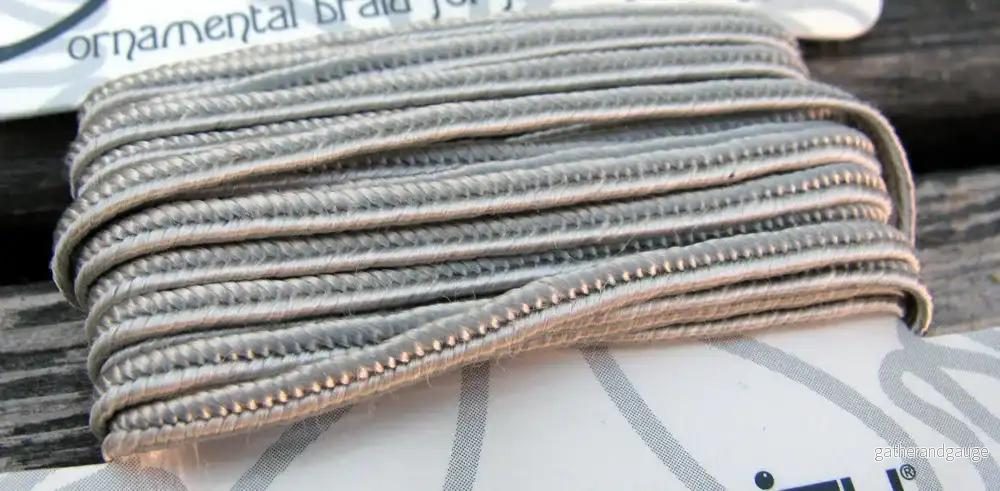 Soutache band - Silver / Grå, 1 förpackning (3 yards) - Bild 2