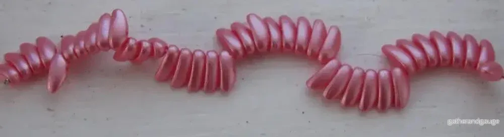 Chili Bead - Pastel Pink, 1 sträng - Bild 2