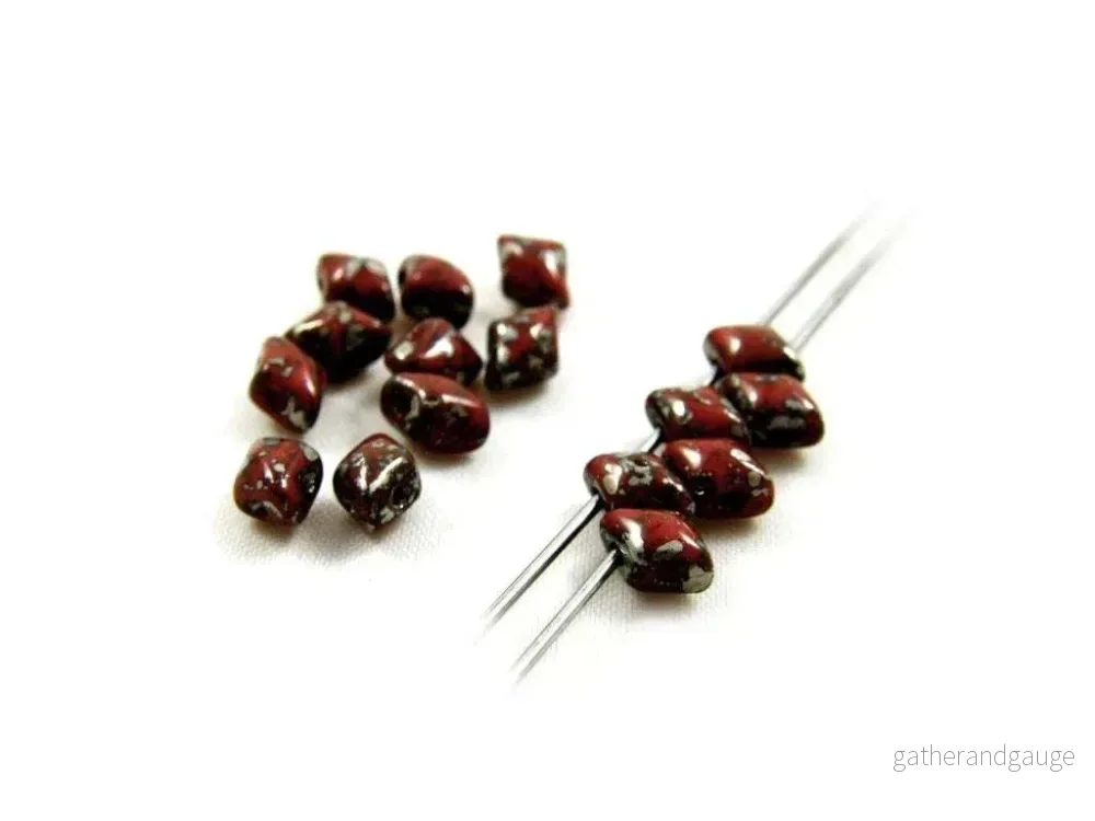 Vario Bead - Opaque Coral Red Picasso 10 gram