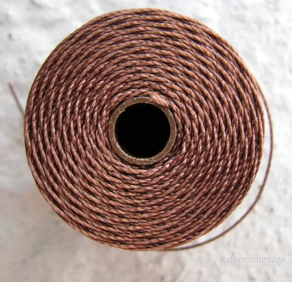 S-Lon Bead Cord - Brown / Brun, 1 Rulle