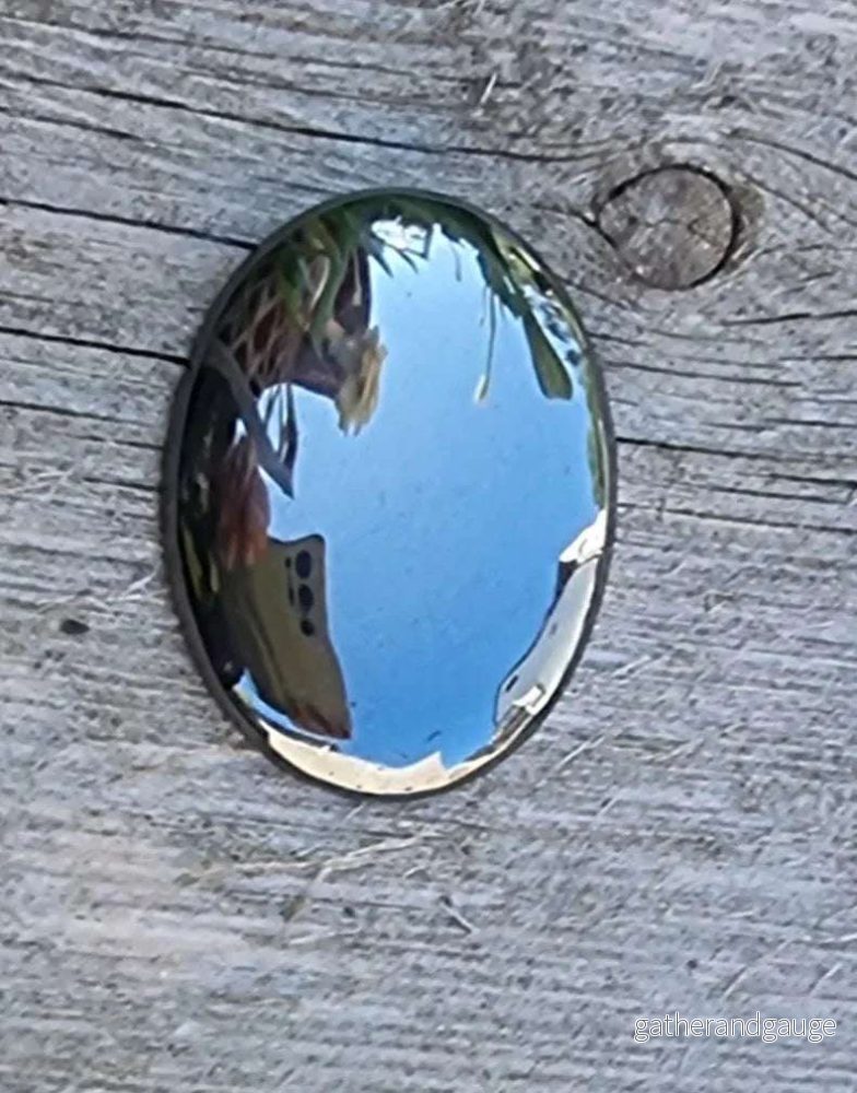 Cabochon Hematite - Oval 40x30mm 1 styck