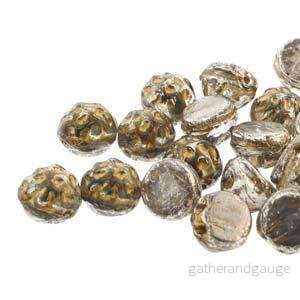 Baroque Cabochon – Backlit Menthol / Gold 7mm 2-håls 10-pack Baroque Cabochon – Backlit Menthol / Gold 7mm 2-håls 10-pack