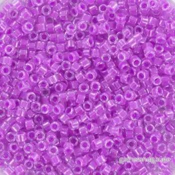 Miyuki Delica - Luminous Plum Crazy 11/0, 5 gram