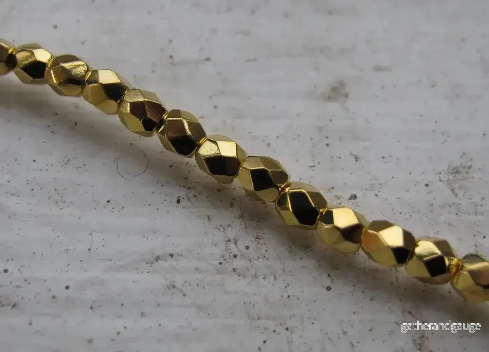 Tjeckiska Firepolish - 24K Gold Plate 3 mm, 50-pack