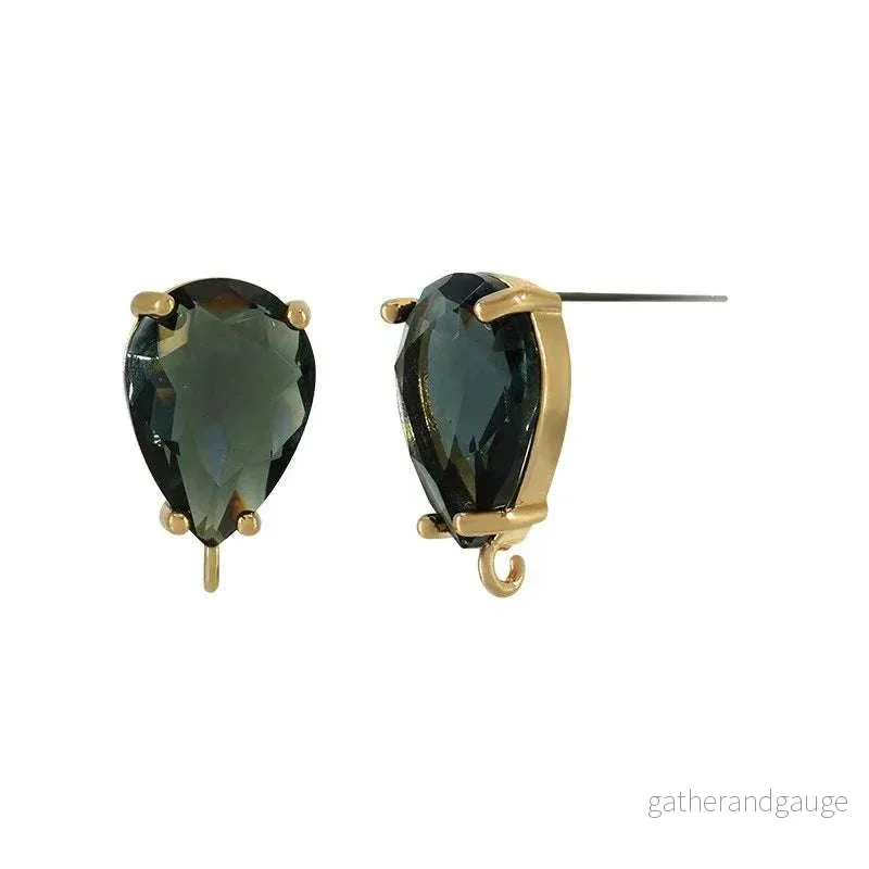 Örstickare Guldfärgad – Droppe glas sten Black diamond 11x14mm, 2-Pack