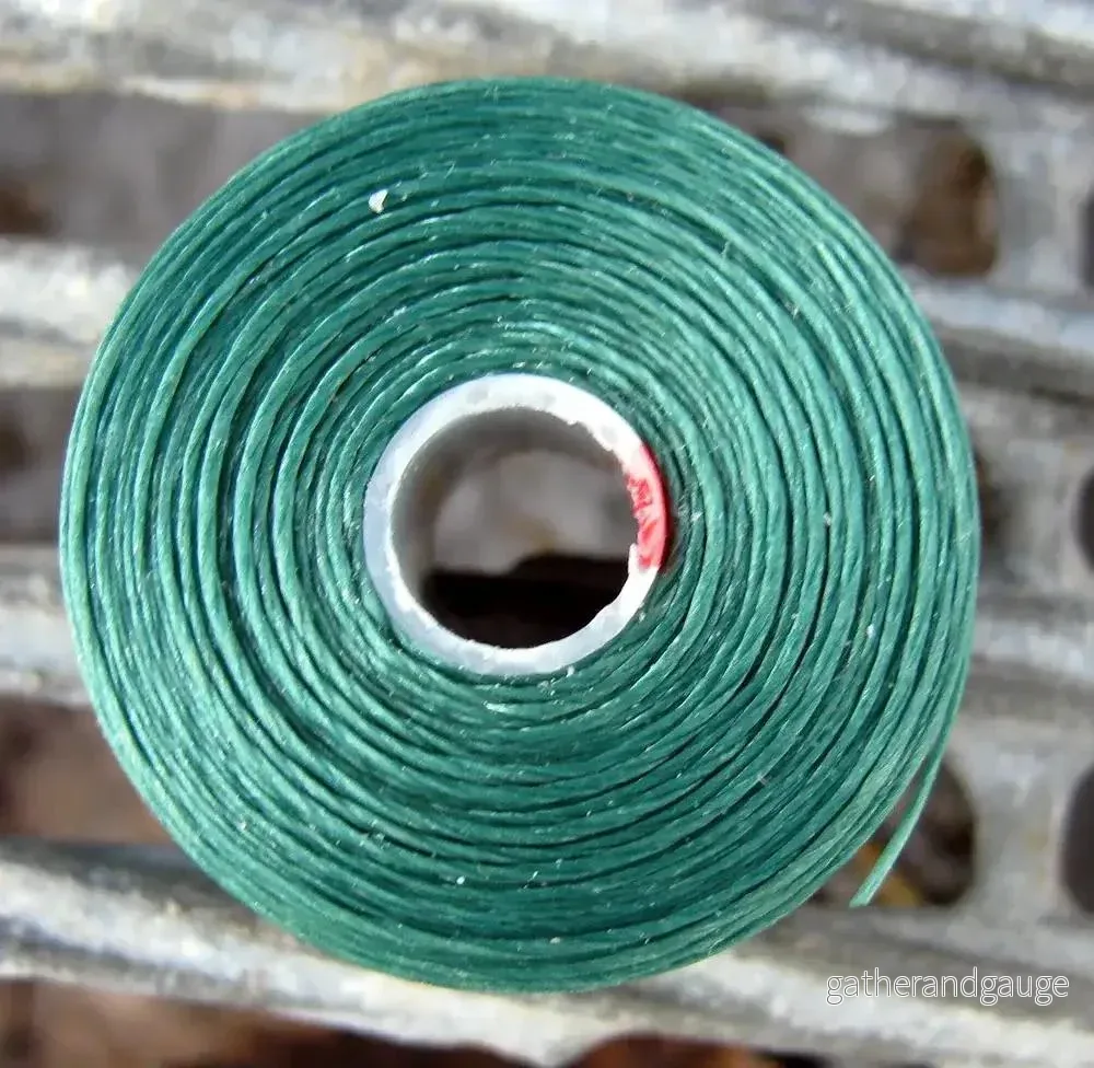 S-Lon Bead thread – Sea foam, Storlek D, 1 Rulle S-Lon Bead thread – Sea foam, Storlek D, 1 Rulle