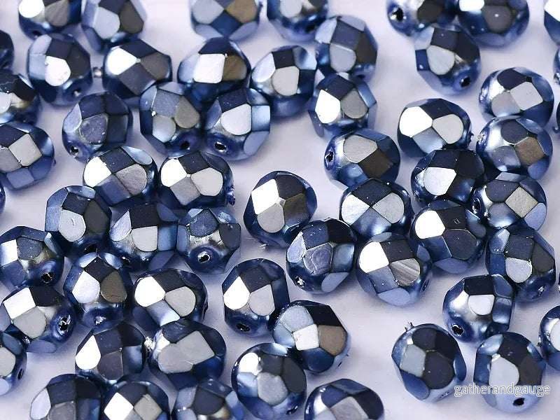 Tjeckiska Firepolish – Heavy Metal Persian Blue 4mm, 50-pack Tjeckiska Firepolish – Heavy Metal Persian Blue 4mm, 50-pack