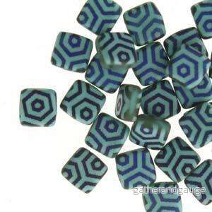 CzechMates Tile Beads – Green Turquoise Laser Azuro Web Matte, 1 sträng