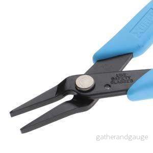 Xuron Precision Pliers – Flat nose 1 styck Xuron Precision Pliers – Flat nose 1 styck
