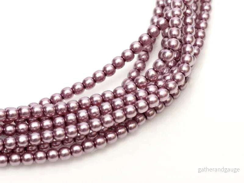 Tjeckiska Vaxade Glaspärlor - Shiny Orchid 2mm, 1 sträng
