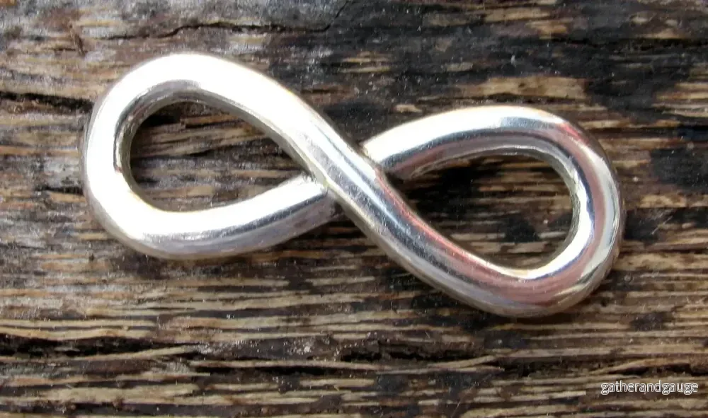 Connector Infinity – Evighetstecken Silverfärgad 30x12mm 1 styck