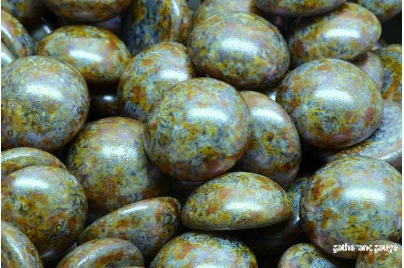 Cabochon – Alabaster grey green / rose gold 16mm, 2-pack Cabochon – Alabaster grey green / rose gold 16mm, 2-pack