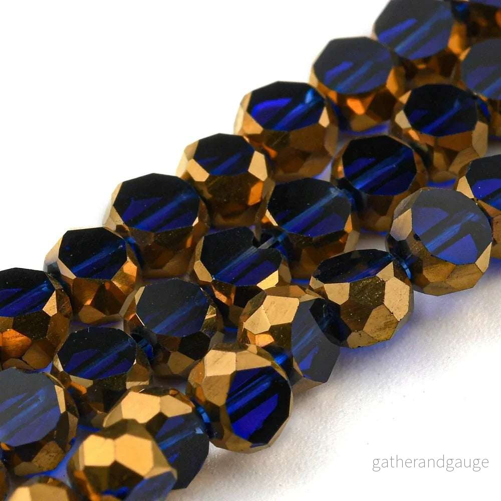 Glaspärlor platta runda facetterade - Blå med guld kant 4mm 1 sträng - Bild 3
