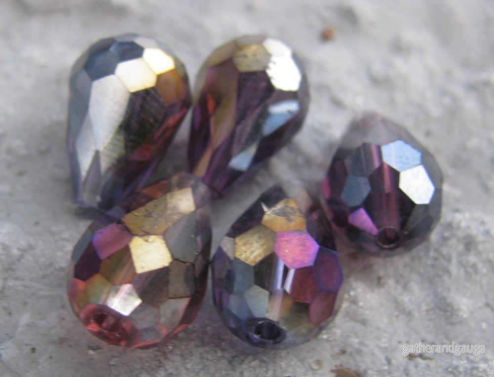 Facetterade droppar - Mörklila, 12x8mm, 1 sträng - Bild 2