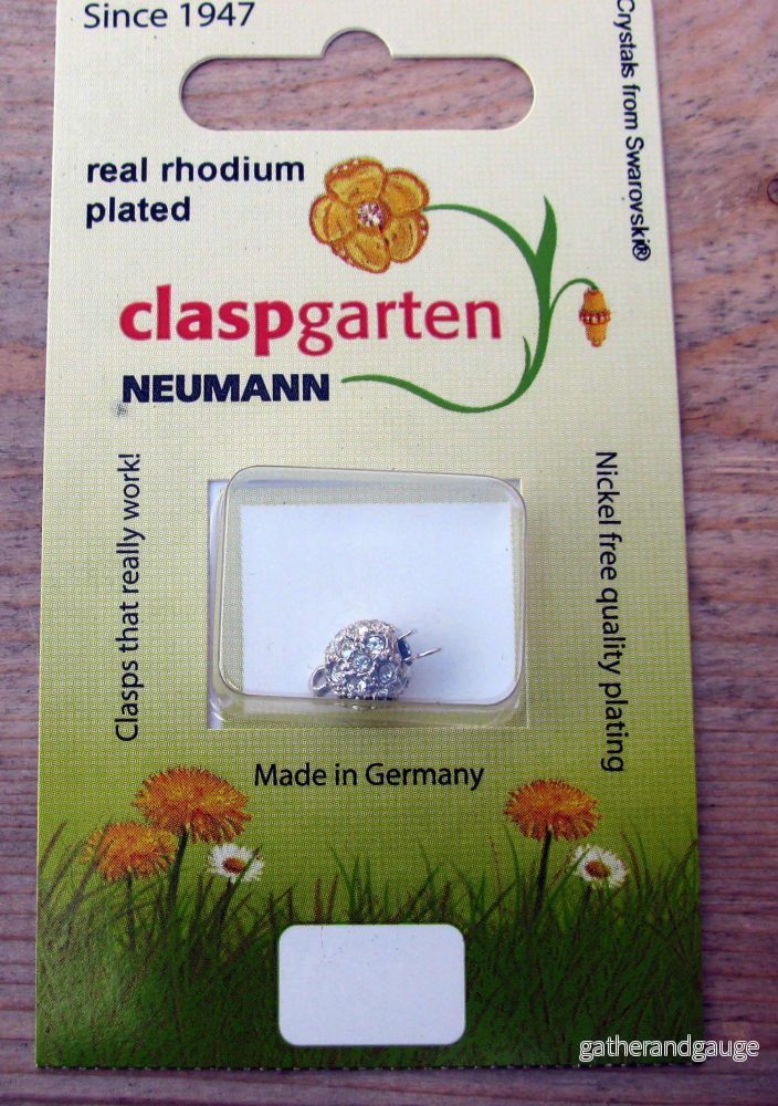 Claspgarten Instickslås - Mindre Rund med Strasstenar, Silverfärgad 8mm 1 styck - Bild 2