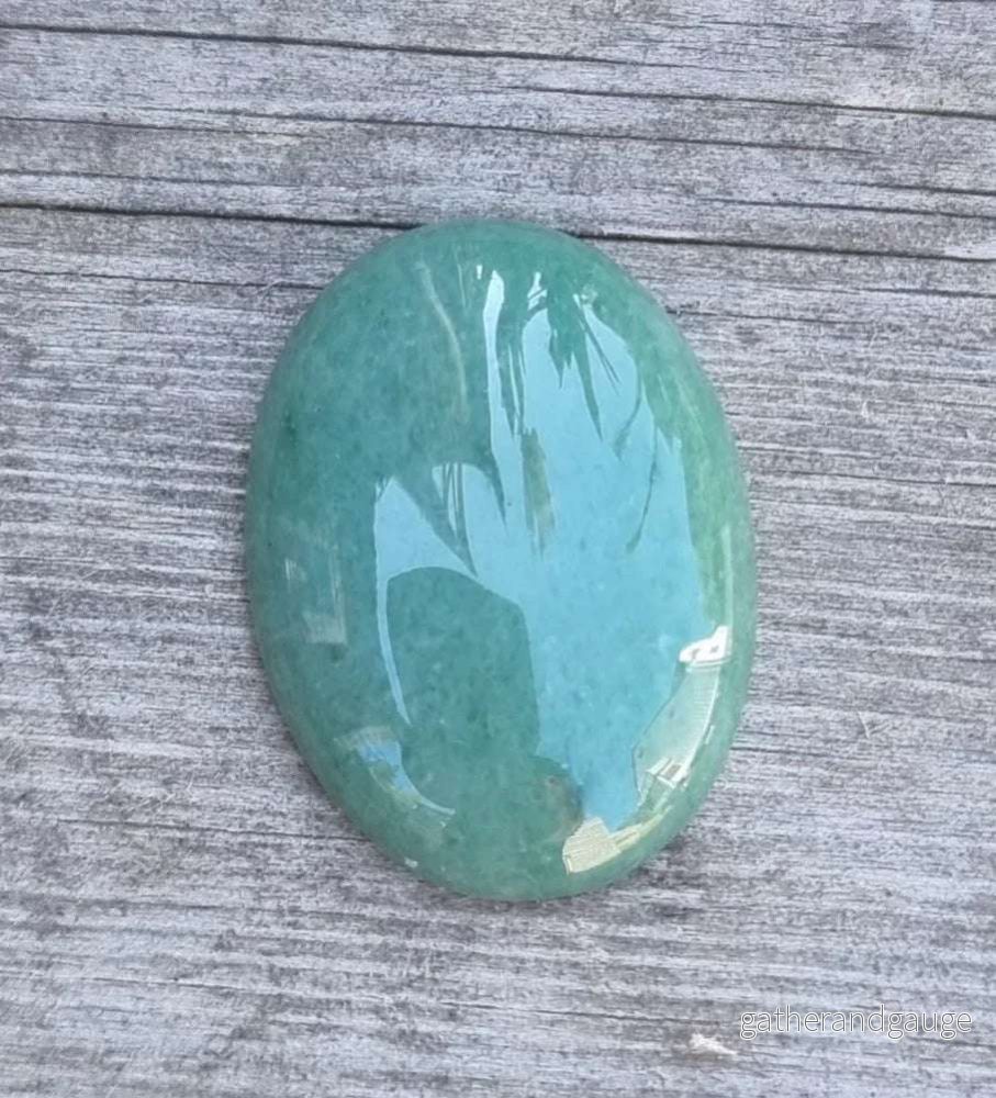 Cabochon Aventurine – Oval 30x22mm 1 styck Cabochon Aventurine – Oval 30x22mm 1 styck
