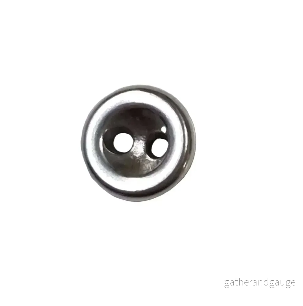 Metallknapp Silverpläterad – Rund 8mm, 1 styck Metallknapp Silverpläterad – Rund 8mm, 1 styck