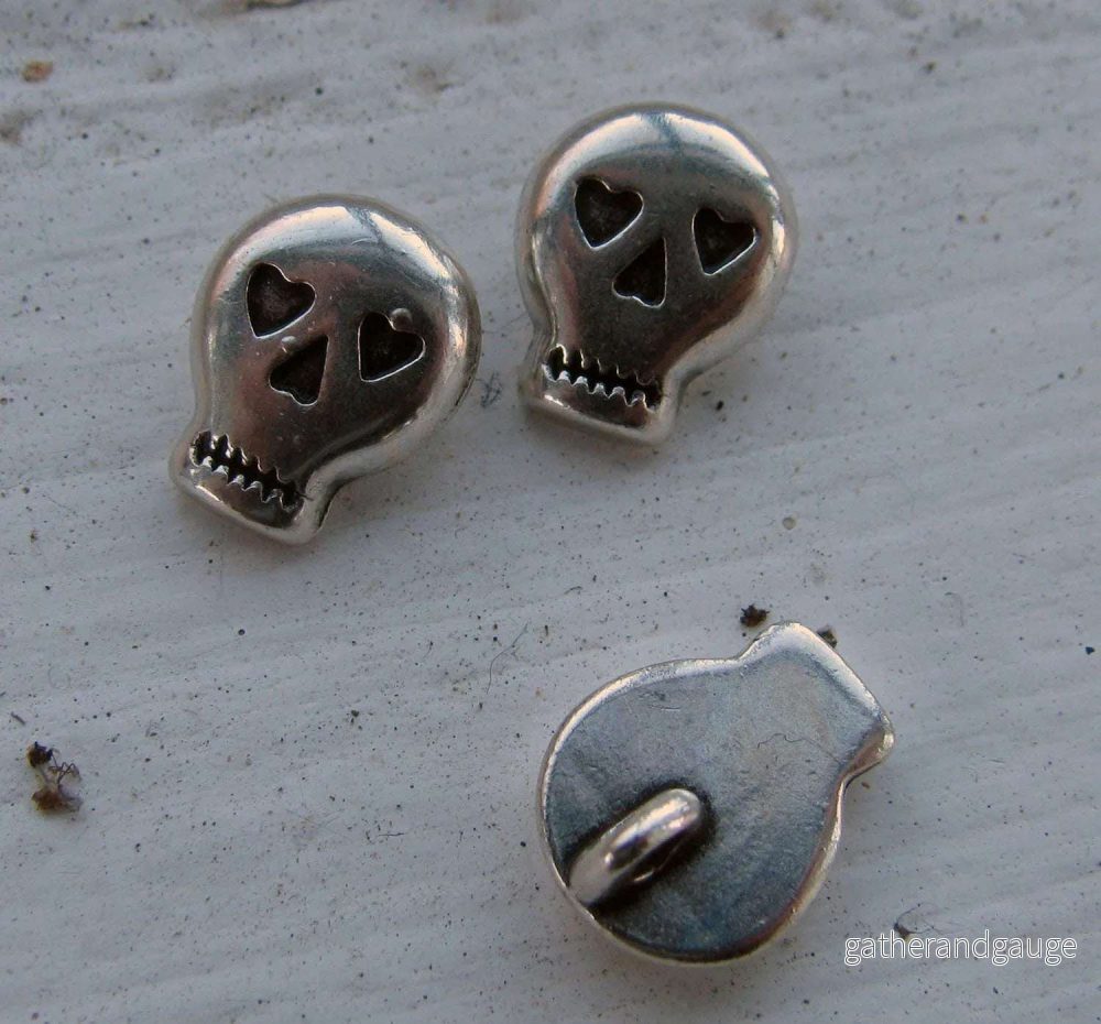 Berlock Silverfärgad - Mindre Döskalle 11x9mm 3-pack