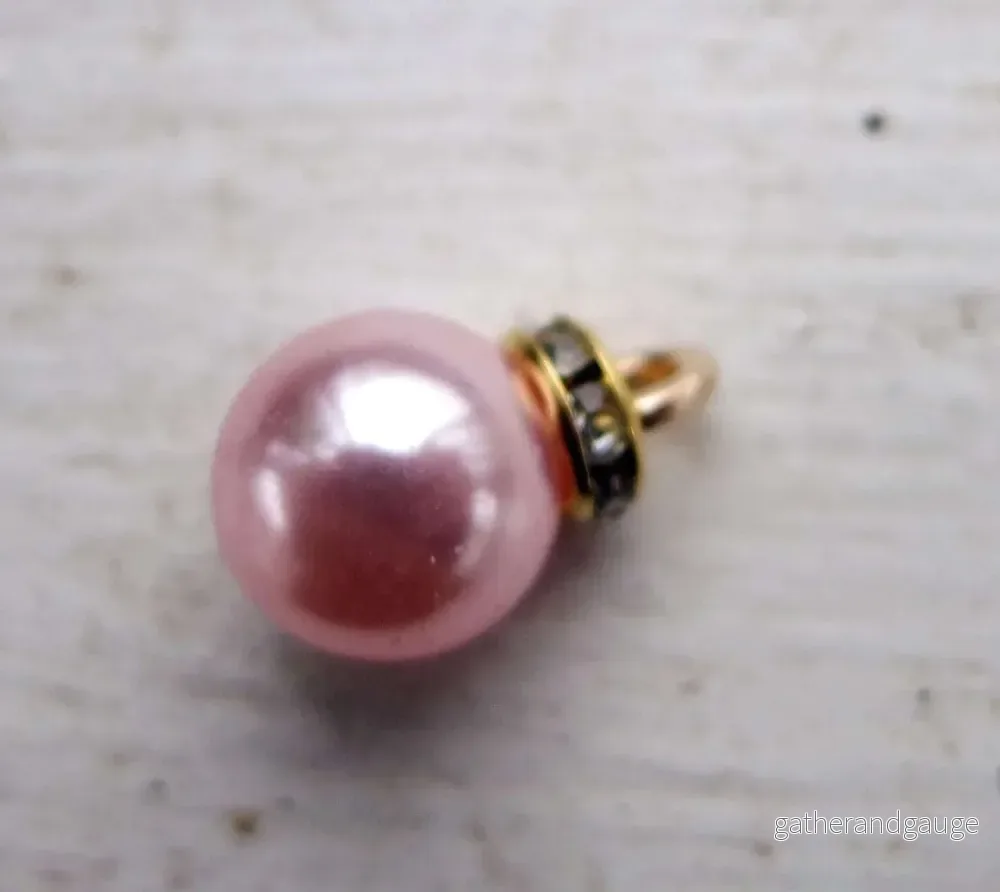 Hänge Akryl – Pärla med Strassrondell Rosa 10mm 1 styck Hänge Akryl – Pärla med Strassrondell Rosa 10mm 1 styck