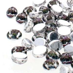 Baroque Cabochon – Backlit Purple Haze Oval 8x6mm 2-håls 10-pack Baroque Cabochon – Backlit Purple Haze Oval 8x6mm 2-håls 10-pack