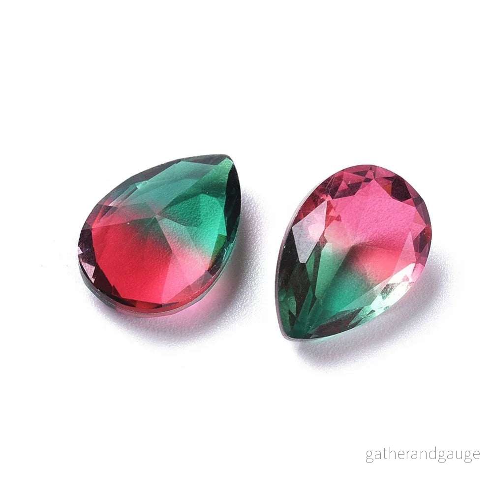 Kinesisk strass - Teardrop Emerald/Red 14x10mm 1 styck