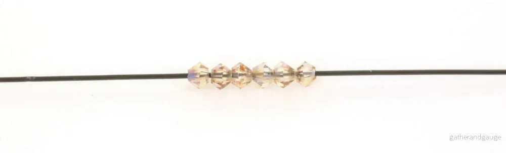 Tjeckiska MC Bicone - Crystal Celsian 4mm 30-pack - Bild 3