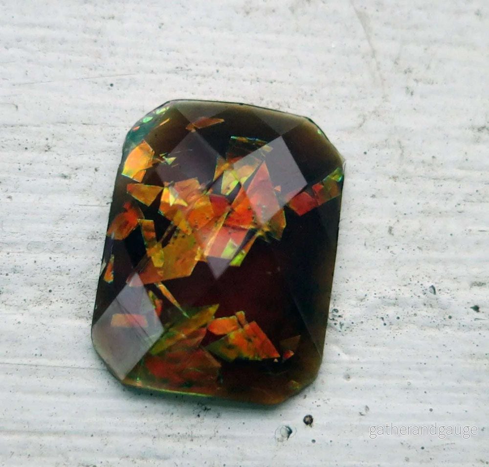 Cabochon av Resin – Facetterad Rektangulär Brun 20x15mm 1 styck Cabochon av Resin – Facetterad Rektangulär Brun 20x15mm 1 styck