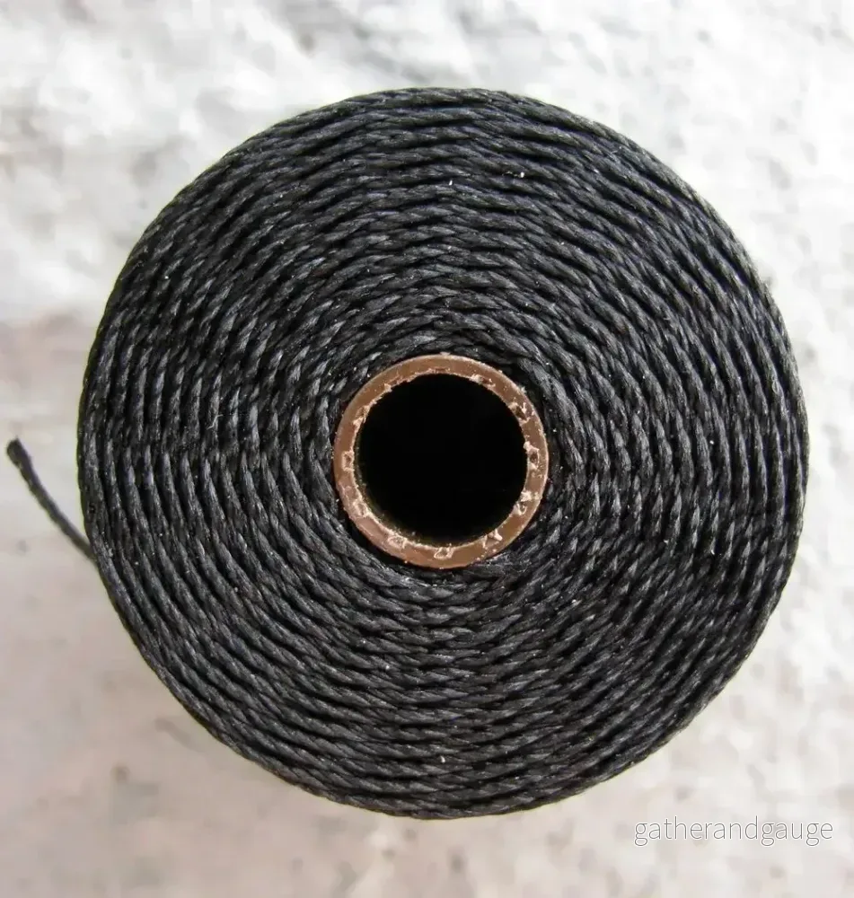 S-Lon Bead Cord – Black, 1 Rulle