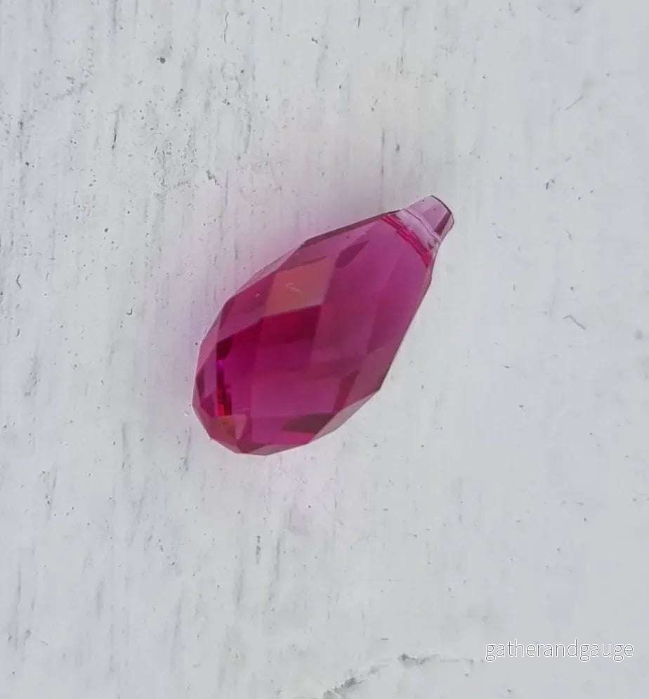 Swarovski Crystals Briolette Pendant (6010) - Fuchsia 13x6,5mm