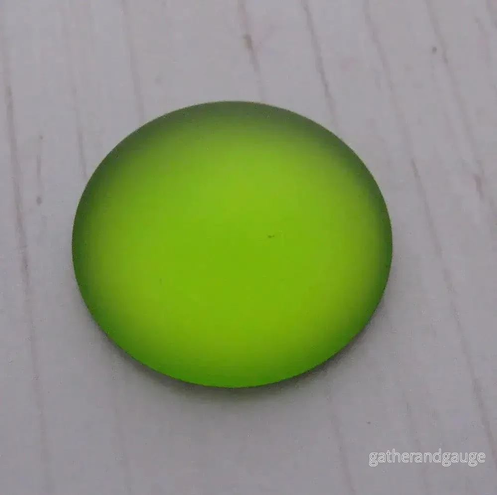 Luna Cabochon - Lime 24 mm 1 styck