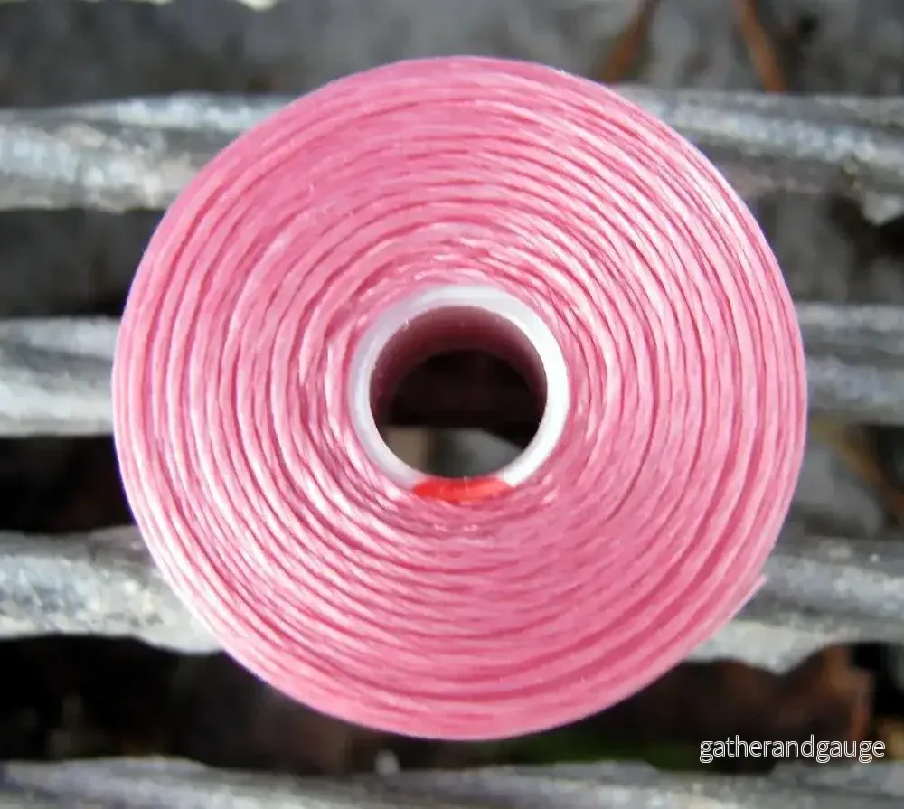 S-Lon bead thread - Rosa strl D, 1 rulle