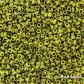 Miyuki Seed Beads – Opaque Picasso Chatreuse 15/0, 10 gram