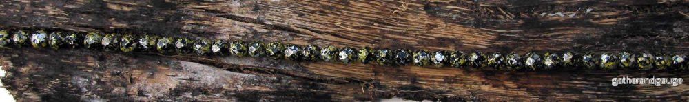 Tjeckiska Firepolish - Tweedy Yellow 4 mm, 1 sträng - Bild 2