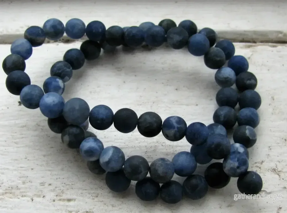Sodalite – Rund frostad 6mm 1 sträng Sodalite – Rund frostad 6mm 1 sträng