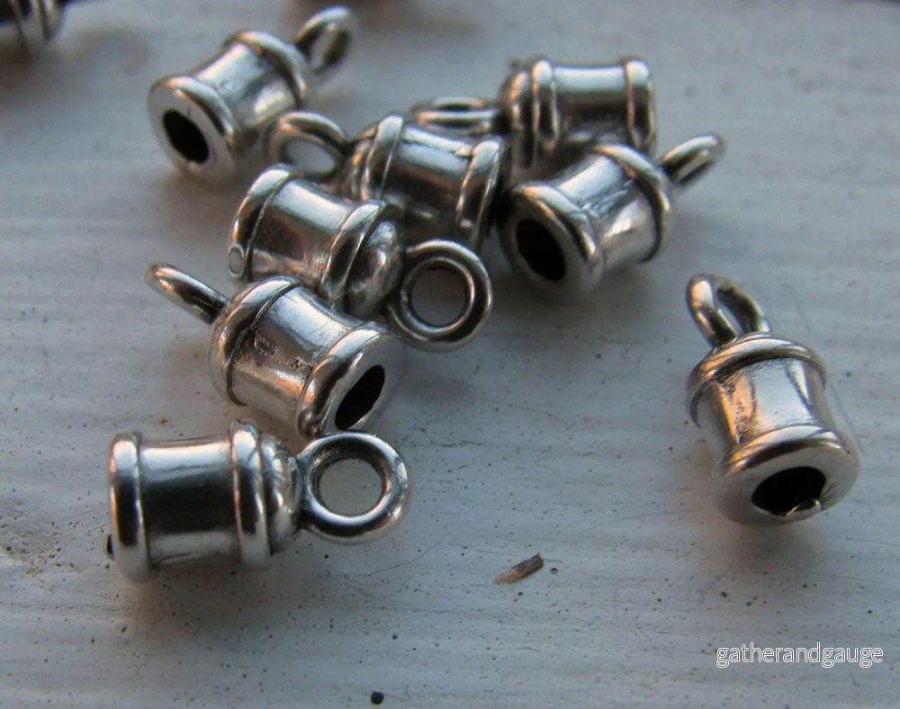 Ändfäste Silverfärgade - Mindre med rand, 2,2mm, 10-pack - Bild 2