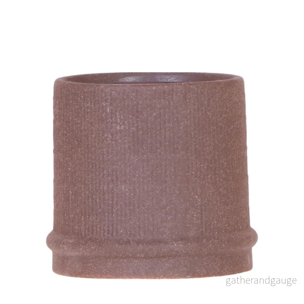 Brun balinesisk kruka – elegant design