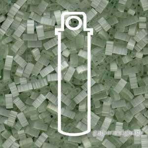 Miyuki Half Tila - Silk Pale Light Green 5x2,5mm 7,8gram