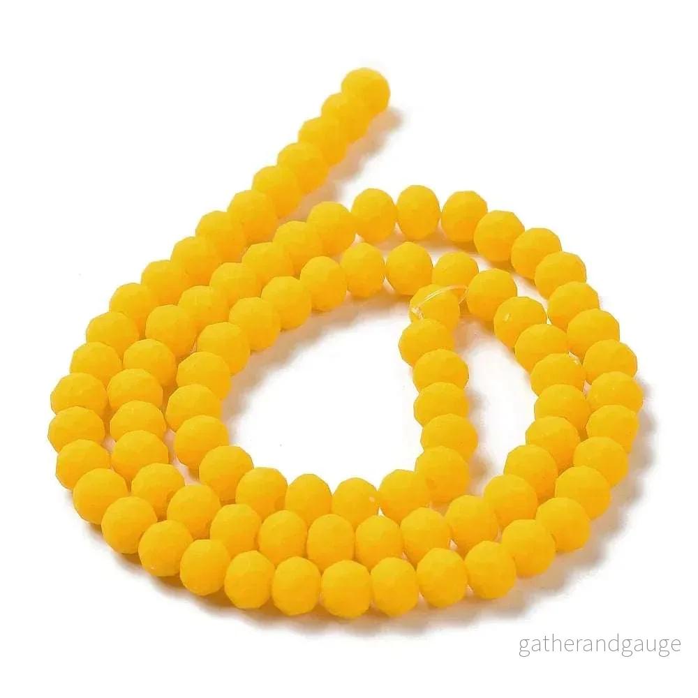 Facetterade glaspärlor – Matt Gul, 3,5x3mm, 1 sträng Facetterade glaspärlor – Matt Gul, 3,5x3mm, 1 sträng