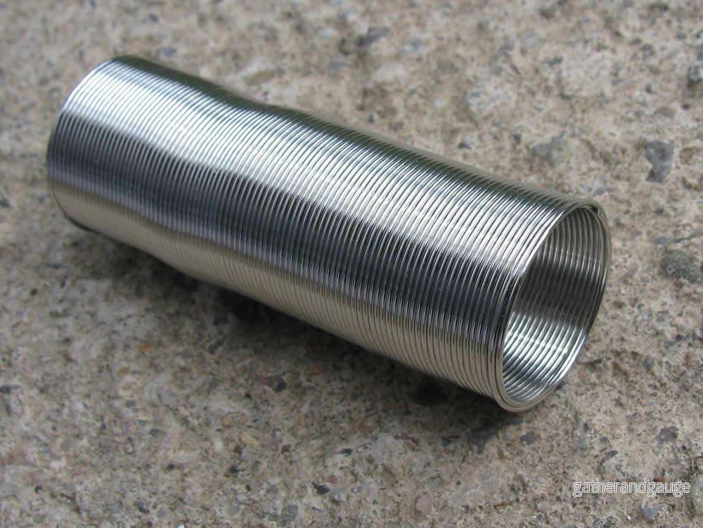 Memorywire Ring – Silverfärgad 0,6 mm, 300-500 Varv Memorywire Ring – Silverfärgad 0,6 mm, 300-500 Varv