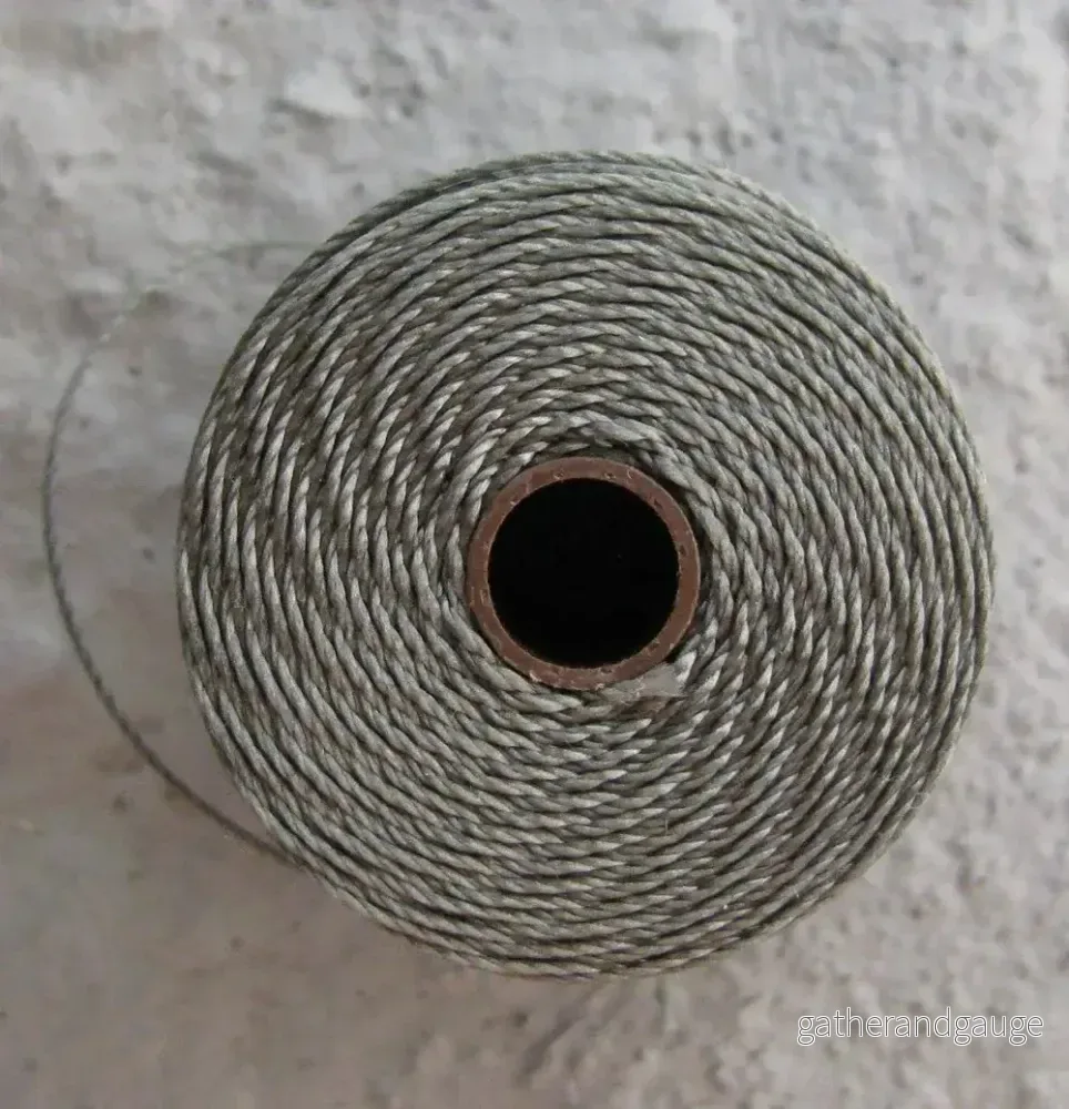 S-Lon bead cord - Gunmetal, 1 rulle