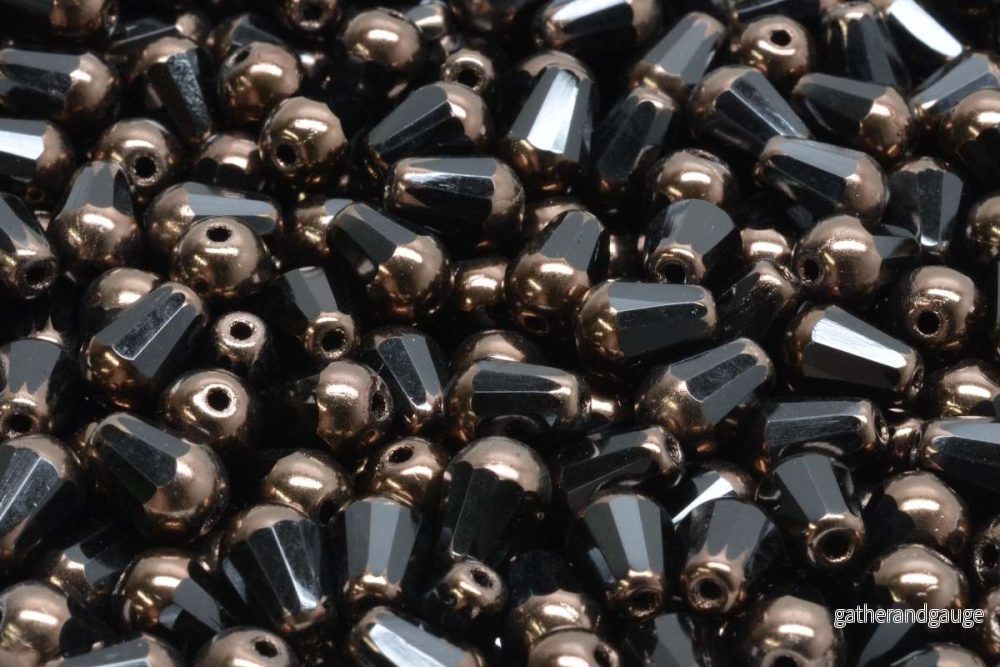 Firepolish Drop Bead – Jet with Bronze 8 x 6 mm, 20-pack Firepolish Drop Bead – Jet with Bronze 8 x 6 mm, 20-pack