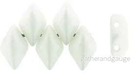 Matubo Gemduo – Saturated White 8x5mm, 10 gram Matubo Gemduo – Saturated White 8x5mm, 10 gram