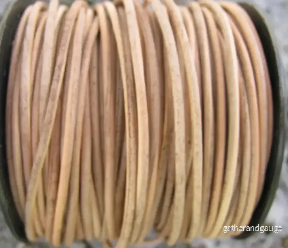 Läderband 1,5 mm - Natur, 1 m