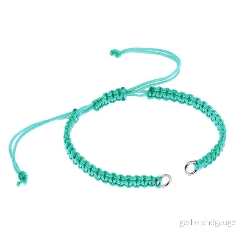 Makramé armband - Turkos med silverringar 1 styck