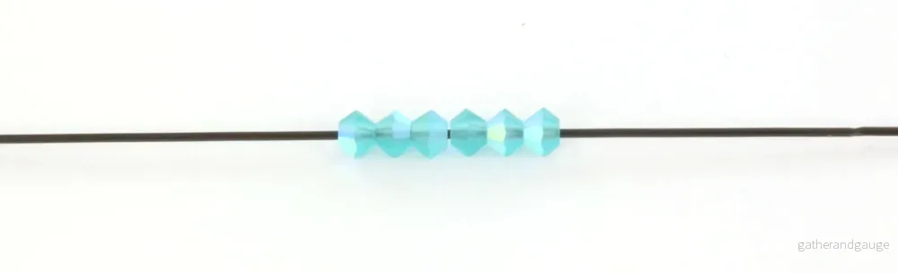 Tjeckiska MC Bicone - Blue Zircon AB Matt 3 mm 40-pack - Bild 3