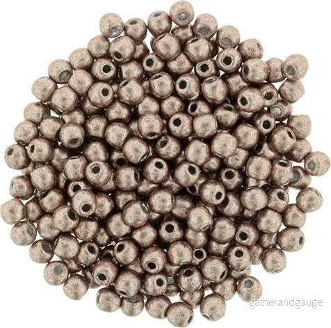 Tjeckiska Druk (Runda) - Saturated Metallic Pale Dogwood 2mm, 50-pack
