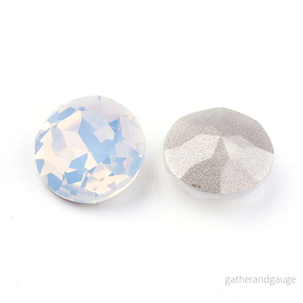 Kinesisk strass - Round stone White Opal 8mm 1 styck