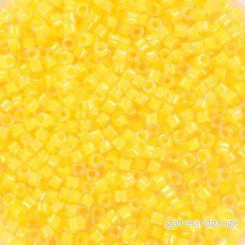 Miyuki Delica - Luminous Sun glow 11/0, 5 gram